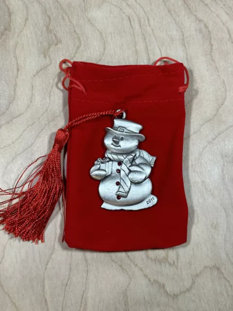 🎄Avon Pewter  Christmas Ornament 2011 with BOX And Bag ￼ Snowman Excellent! ⛄️