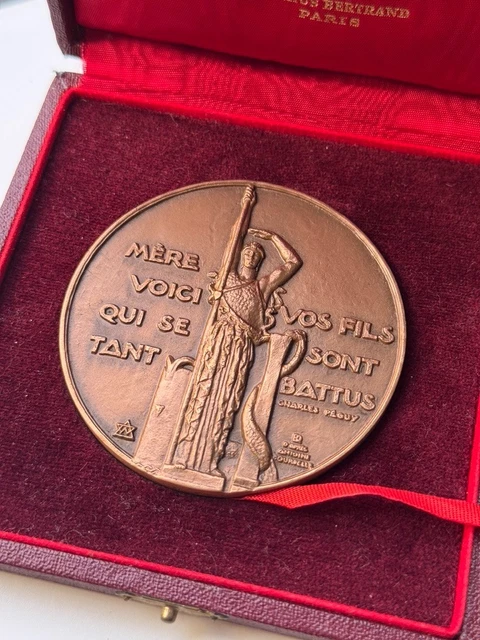 MÉDAILLE COMMÉMORATIVE GUERRE 1939-1945. Agrafe 1943. french medal EUR