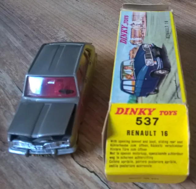 DINKY TOYS :  537 RENAULT 16 + BOITE excellent état !!!