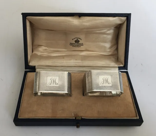 Art Deco Cased Pair of Silver Napkin Rings, Birmingham 1932, Mappin & Webb