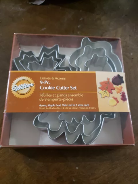 Wilton Fall Metal Cookie Cutters~Three Each~Maple Leaves, Oak Leaves, Acorns
