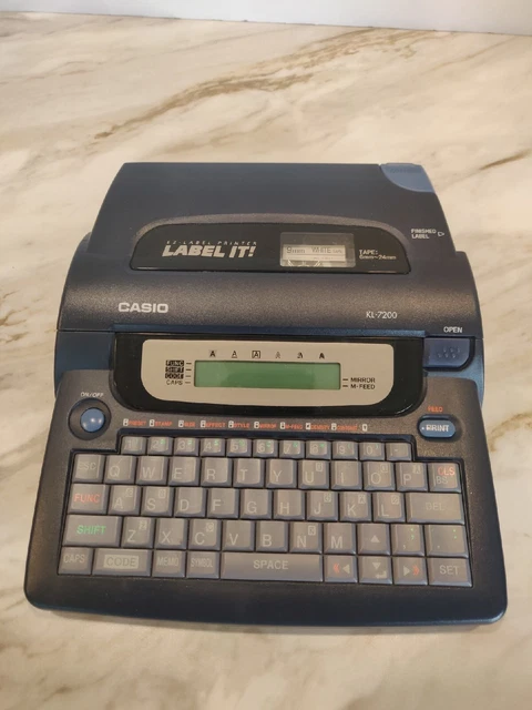 Casio KL-7200 EZ-Label Printer Label It! Maker and 4 label cassettes