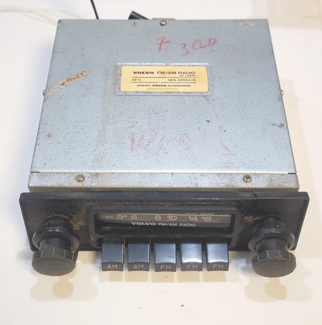 Vintage Volvo AR-1835U FM AM Radio For Parts Or Repair Untested