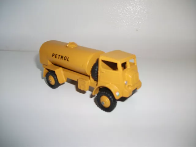 Dinky Code 3 Sand Army Modello Giocattolo Camion Tanker Militare