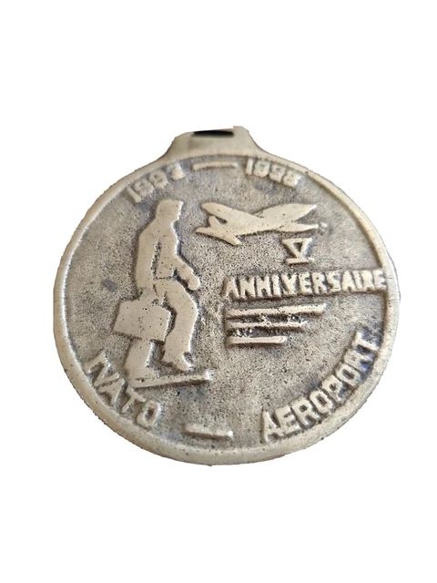 Médaille En Bronze Doré Du Roi Abdulaziz – Aéroport International 1981, Pièce Rare D’Arabie Saoudite