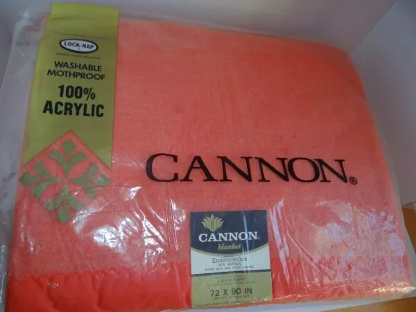 NIP Cannon Embraceable Acrylic Blanket 72 x 90 inch Coral Color Twin or Full