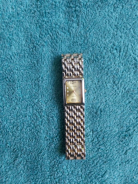 Citron quartz watch best sale cy973x