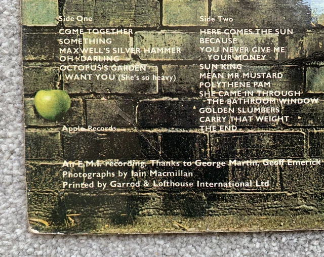The Beatles Abbey Road 1st Press Misaligned Apple -2/-1 Wonderful sound VG+/VG+ The Beatles Abbey Road 1st Press Misaligned Apple -2/-1 Wonderful sound VG+/VG+