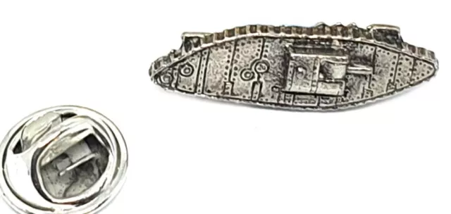 Hand Cast Fine English Pewter Pin Badge Military Army WW1 Scorpion Tank (≈25mm)