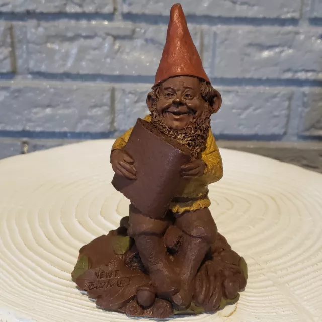 NEWT-R 1984 Tom Clark Gnome Cairn Studio Item #1043 Ed #93 Resin Composite