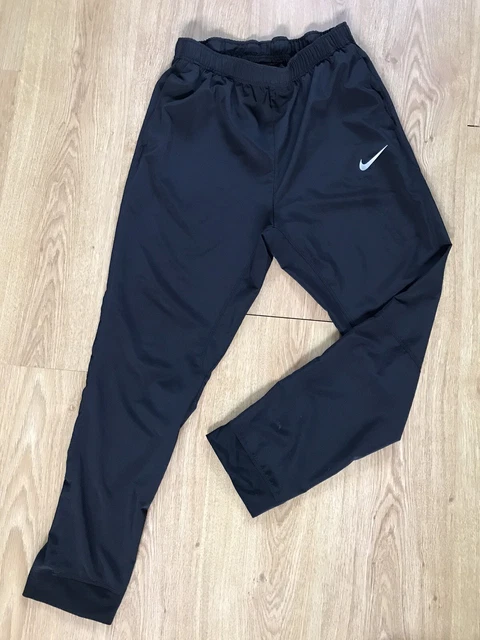 Pantaloni tuta nike Dri Fit ragazzi XL RAGAZZI neri Pantaloni tuta nike Dri Fit ragazzi XL RAGAZZI neri