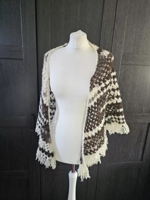 Hand Made Crochet  Triangle Vintage Shawl Wool