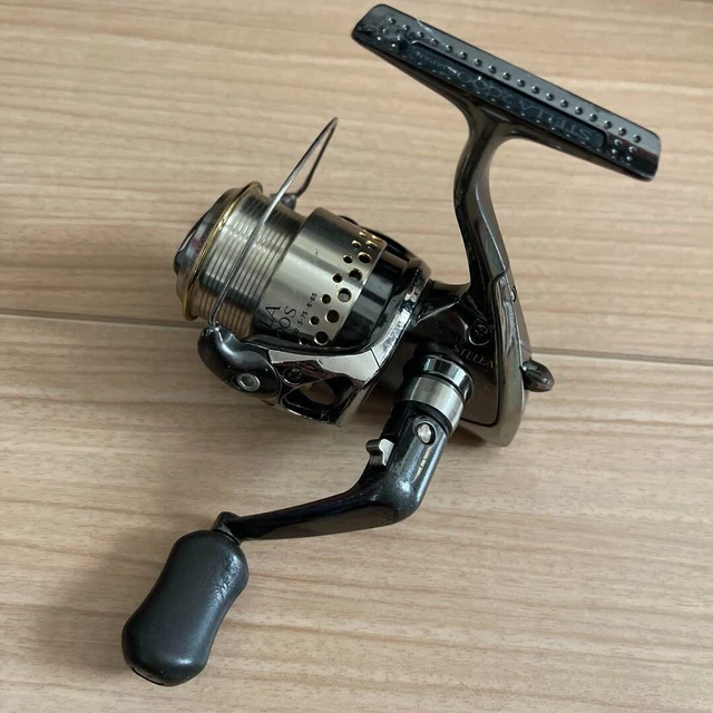 SHIMANO 01 STELLA FW 2000S 01541 Spinning reel B [USED from