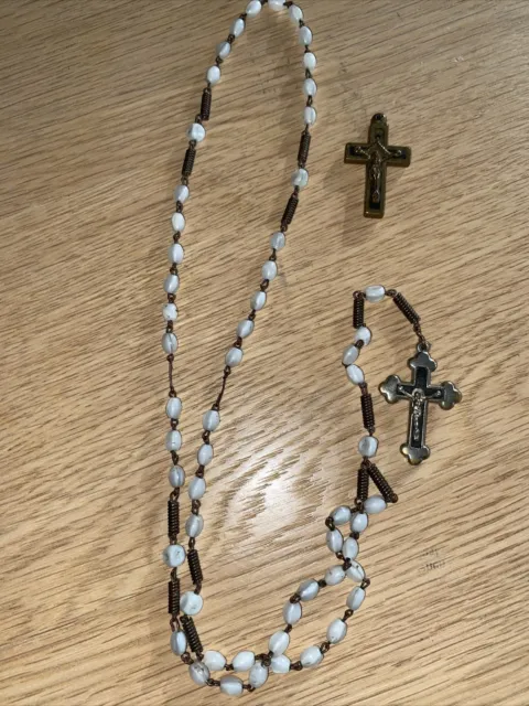 Rosenkranz alt mit hellen Perlen und 2. Kreuz