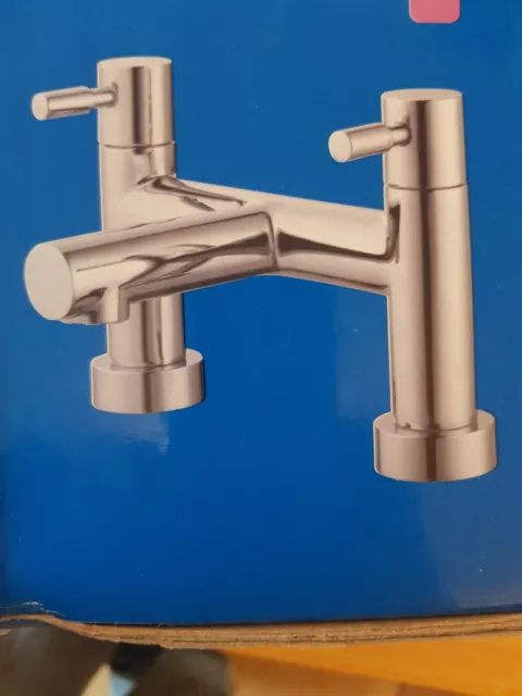 B&Q Cirque Chrome Tall Bath Taps RRP £130 Now £70