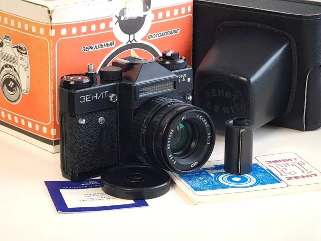 NEU! Zenit ET + MC Helios-44-3 2/58mm UdSSR 35mm SLR Film Vintage Kamera!