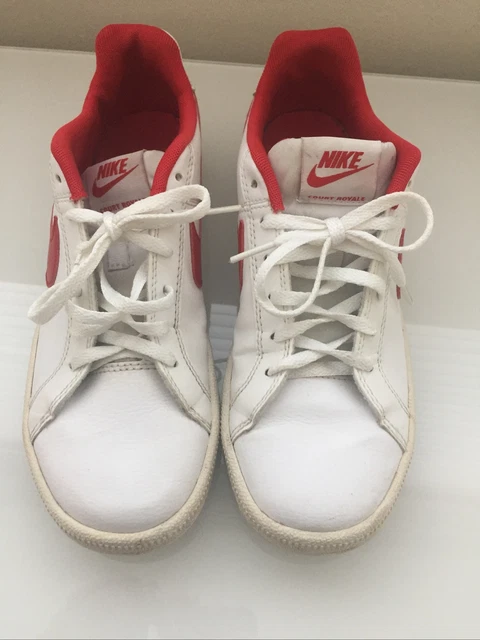 Nike court royale deals bianche e nere