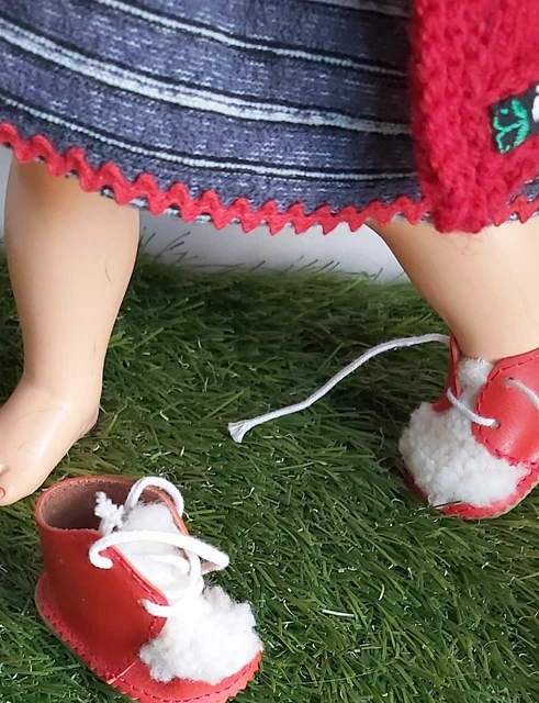 Chaussures basket noire pour poupée marie francoise mode et travaux ou toute poupée ayant des pieds de 5.5 cm x 3 cm environ - Jeux & Jouets