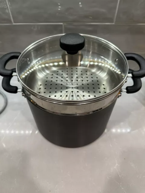 https://www.picclickimg.com/exYAAOSwyK9lOxSS/Pampered-Chef-Professional-Cookware-8-qt-Anodized-Stock.webp