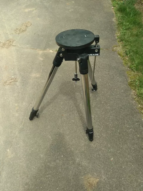 Meade Deluxe Field Tripod for ETX 90, 105 & 125 Telescopes heavy duty