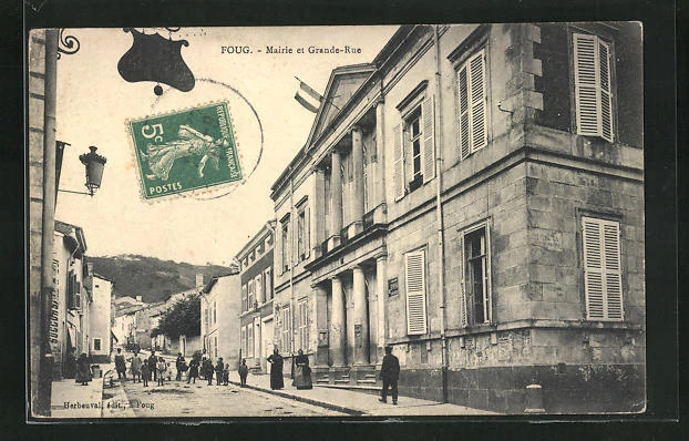 CPA Foug, Mairie et Grande-Rue 1911