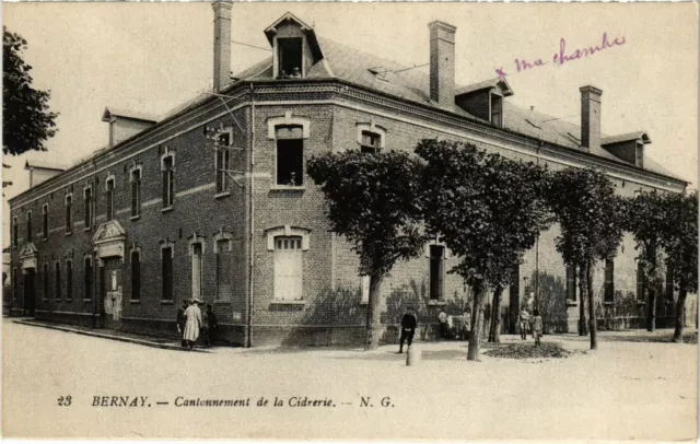 CPA BERNAY - Cantonnement de la Cidrerie (988964)