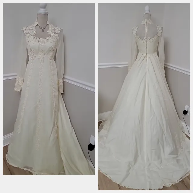 Vintage 1970s ILGWU  Ivory Wedding Dress Train Lace /Prairie Pioneer Style