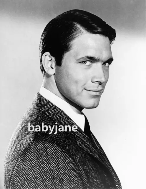 020 Chad Everett Young Handsome Portrait Photo