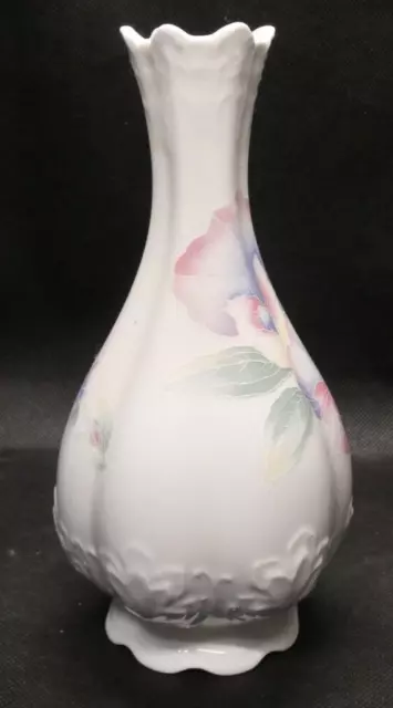 Aynsley Fine Bone China 'Little Sweetheart' Embossed & Scalloped Bud Vase 3