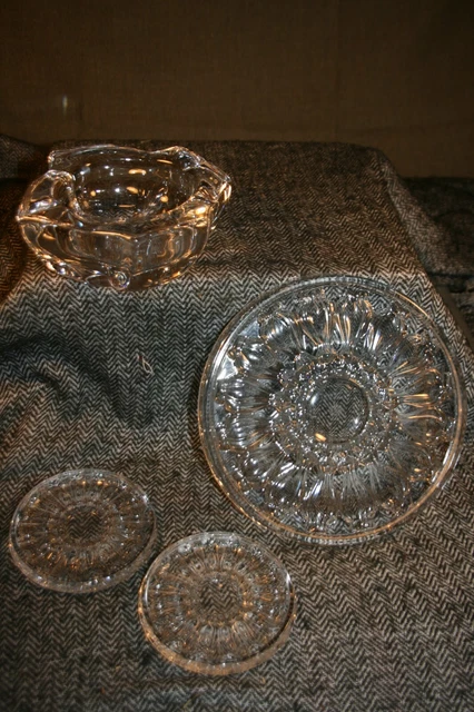 ANCIEN XXÈME TRÈS beau dessous de plat en cristal décor floral EUR 30