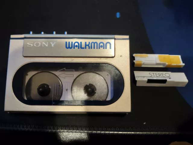 Sony Walkman WM-10 Cassette Player Not working Doesn't turn on FOR PARTS