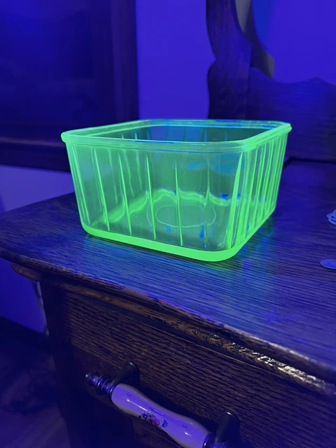 Green Depression Square Uranium Glass Refrigerator Dish 5” Hoosier Style