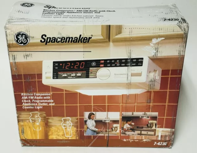 Vintage GE Spacemaker 7-4230 AM/FM Clock Radio - Under Cabinet - (NOS)