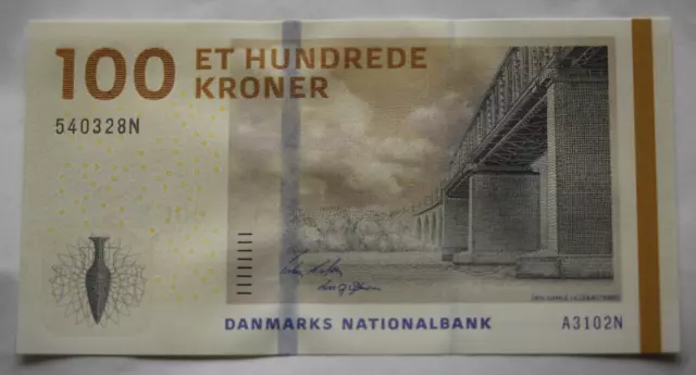 Denmark 100 Kroner 2010 P. 66 Unc Note