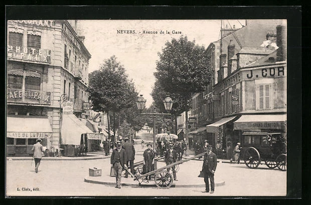 CPA Nevers, Avenue de la Gare
