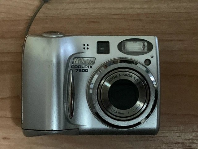 NIKON COOLPIX E7600 Compact Digital Camera Compatible With