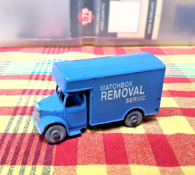 #17 - Matchbox Lesney - Bedford Removals Van