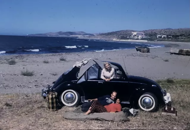 S22 Man Women Woman VW Volkswagen Beetle Bug Car Auto 1960 35 MM Slide Photo