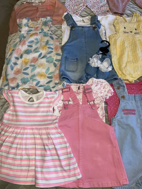 Riesiges Baby Mädchen Kleidungspaket Alter 3-6 Monate Sommer komplett Kleiderschrank 🙂 2