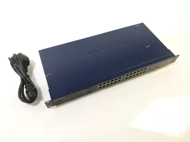 Conmutador de red Gigabit de 24 puertos Netgear ProSafe GS724T V2 - con orejas de montaje en rack