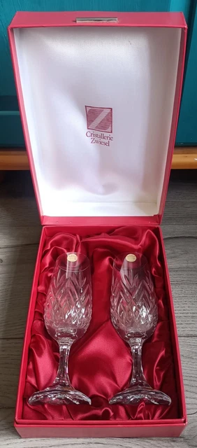 kissenbezüge Zelesta Special Teddy Check Set von 2 Überraschende Wende: Tupperware soll
