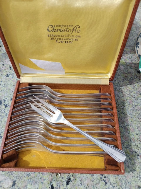 Ensemble de 4 cuillères et 2 fourchettes Christofle Modèle Filet