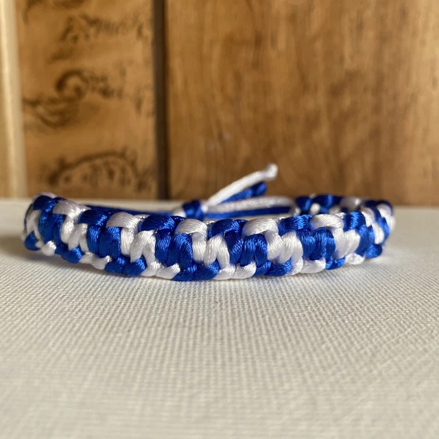 NICARAGUA Bracelet #01 Handcrafted Pulsera AZUL & BLACO Hecha de Satin Nylon