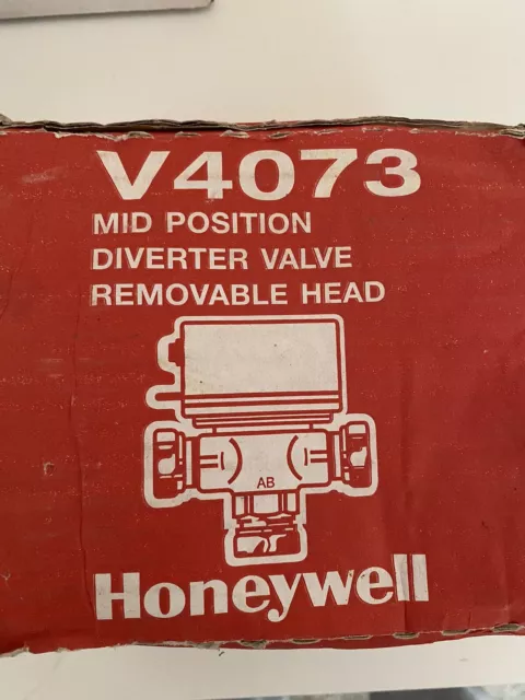 Honeywell 22mm 3 Port Motorised Mid Position Diverter Valve V4073A1039