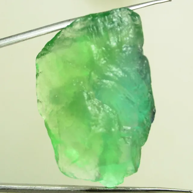 91.45Ct 100% Naturale Brasiliano Verde Fluorite FACET Grezzo Gemma