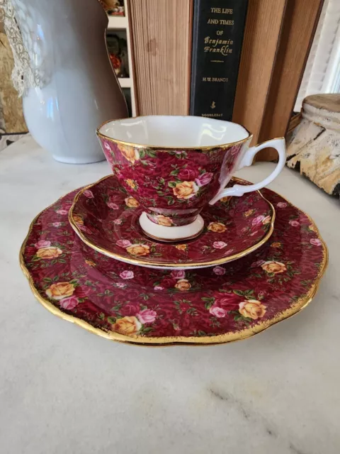 Royal Albert Old Country Roses Ruby Lace Luncheon Set, Teacup, Saucer, Plate