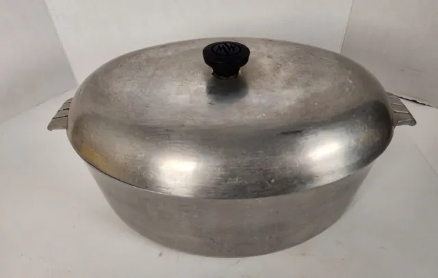 Vintage Montgomery Wards Lusterlite Aluminum Oval Dutch Oven Pot Roaster
