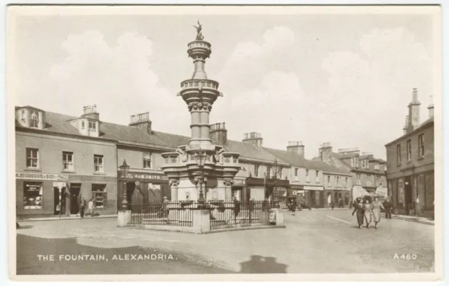 THE FOUNTAIN, ALEXANDRIA - Dunbartonshire Postcard