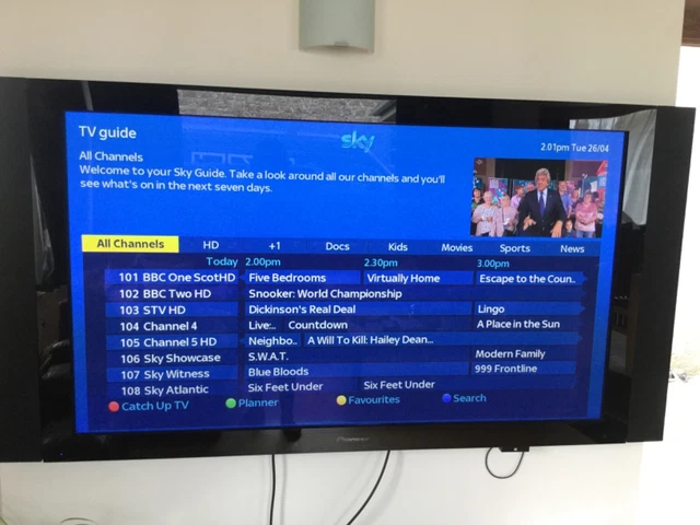 PIONEER KURO KRP 600 TV and MEDIA BOX