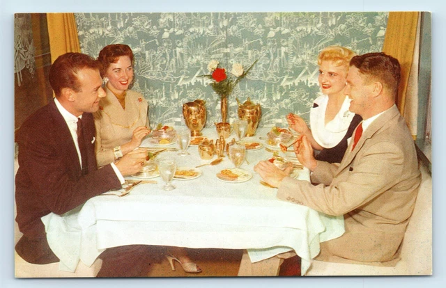 Postcard The Distinctive "Gold Room" dining, Union Pacific RR L99